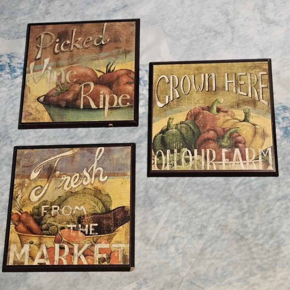 Farmhouse Kitchen‎ Wall Decor Set of 3 Wooden Produce Signs Fresh Market Ripe